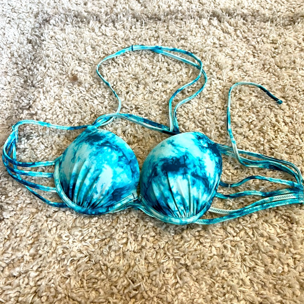 Bikini top